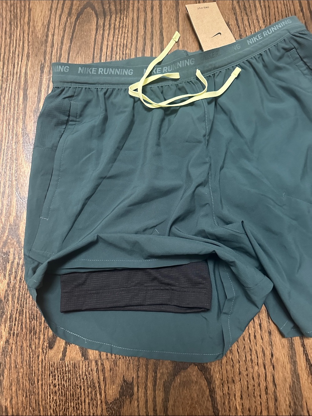 Nike Men’s Athletic Shorts in Dark Green with Yellow Drawstring - Picture 6 of 6